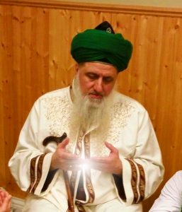 Shaykh Nurjan Mirahmadi making dua