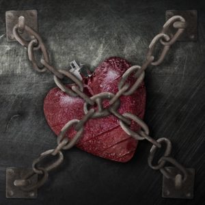imprisoned-heart-chains