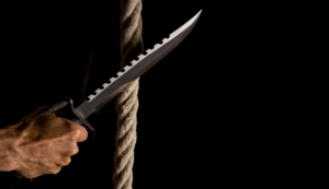knife-cutting-rope