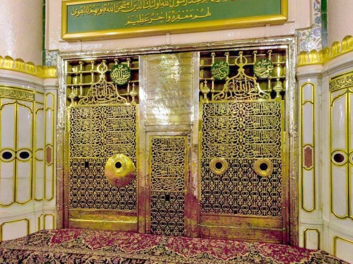 door of Prophet Muhammad (s)’s masjid, nabawi door